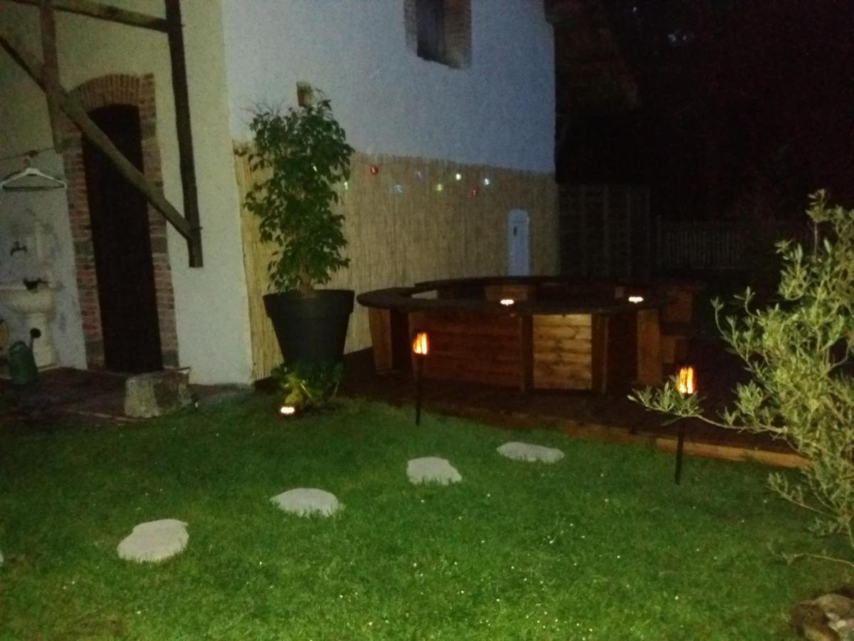 Les Eygletieres Acomodação com café da manhã Bourriot-Bergonce Exterior foto